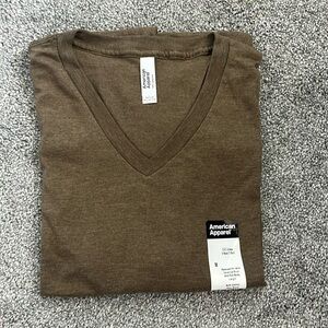 V-neck American apparel shirt in brown